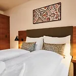 Evi Apartments Via We Rent