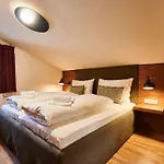 Lägenhet Evi Via We Rent *