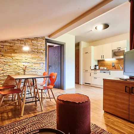 Evi Apartments Via We Rent *