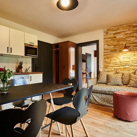 Evi Via We Rent